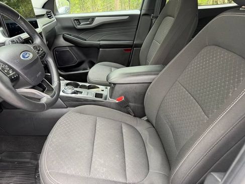 Used 2024 Ford Escape Active w/ Tech Pack #1 FWD image 19