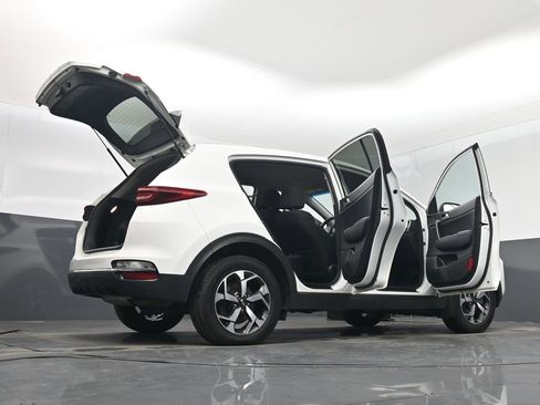 Certified 2020 Kia Sportage LX image 64