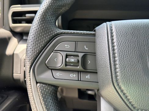 New 2026 Toyota Tacoma SR AWD/4WD image 16