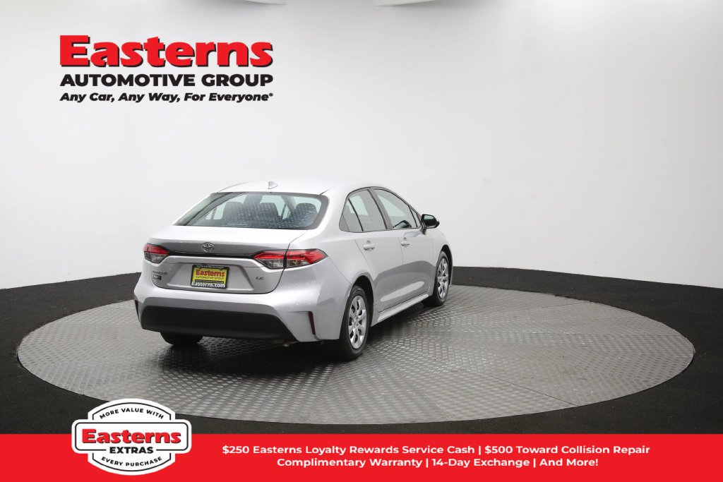 Used 2024 Toyota Corolla LE FWD image 38