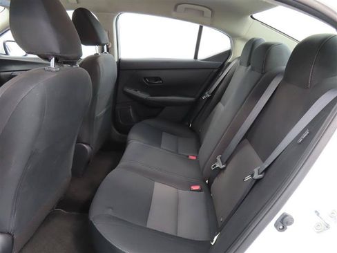 Used 2025 Nissan Sentra SV FWD image 30