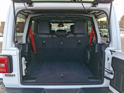 Used 2023 Jeep Wrangler Unlimited Rubicon 392 image 28