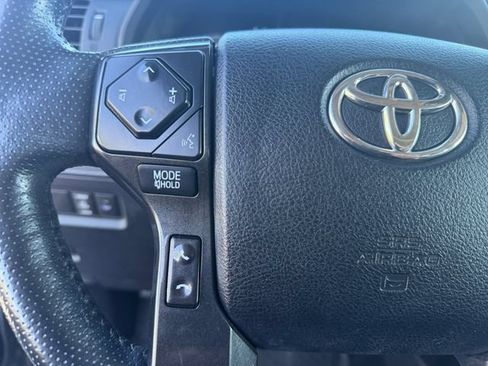 Used 2024 Toyota 4Runner TRD Off-Road Premium w/ Moonroof Package AWD/4WD image 17