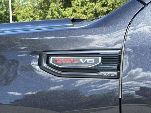 Used 2024 GMC Sierra 1500 AT4 w/ Technology Package AWD/4WD image 6