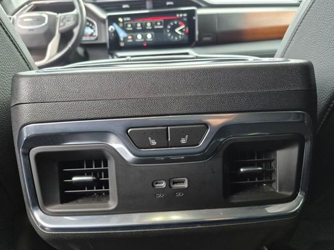 Used 2022 GMC Sierra 1500 Denali image 16