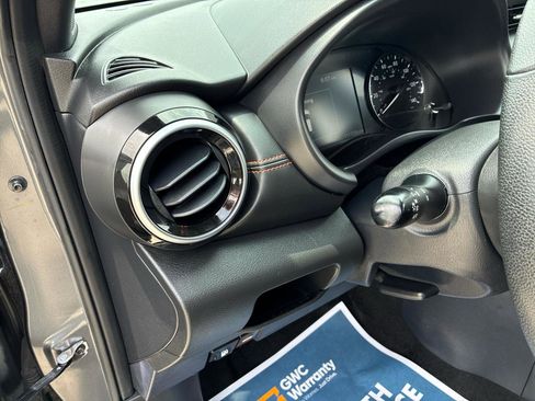 Used 2022 Nissan Kicks SR FWD image 24