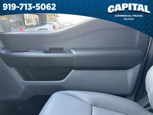 New 2026 Ford F350 XL w/ XL Chrome Package image 28