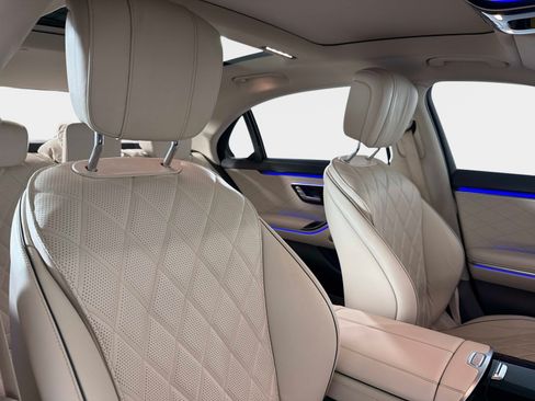 Used 2024 Mercedes-Benz S 500 4MATIC image 23
