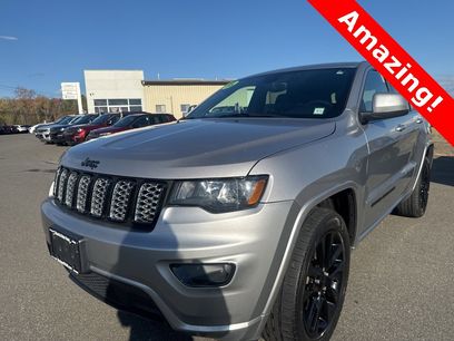 Used 2018 Jeep Grand Cherokee Altitude