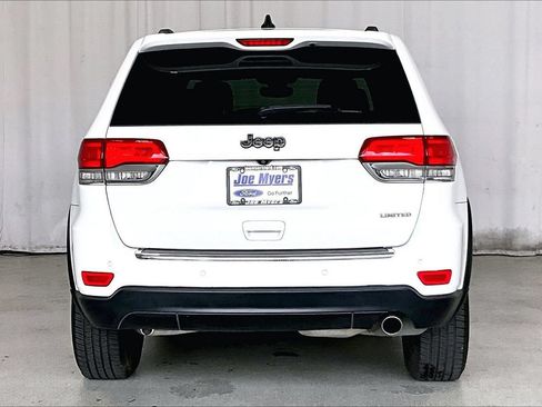 Used 2018 Jeep Grand Cherokee Limited RWD image 3