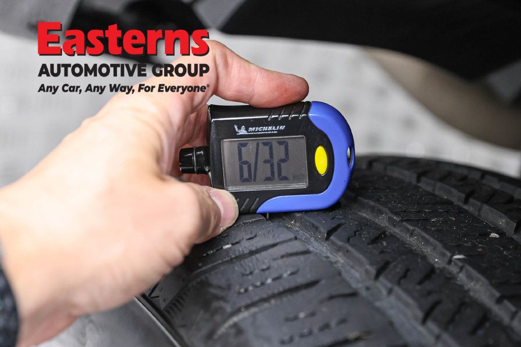 Used 2024 Jeep Wrangler Unlimited Sahara w/ Technology Group AWD/4WD image 31