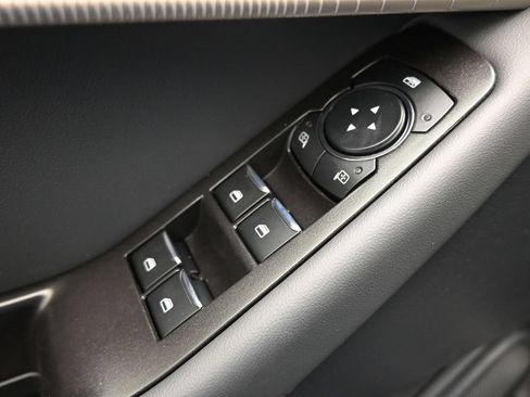 New 2026 Ford Explorer Active RWD image 12