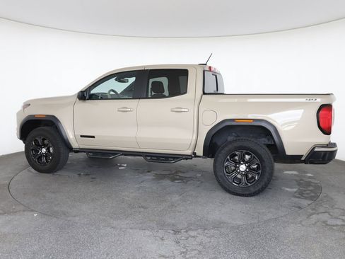 Used 2023 GMC Canyon Elevation w/ Convenience Package AWD/4WD image 8