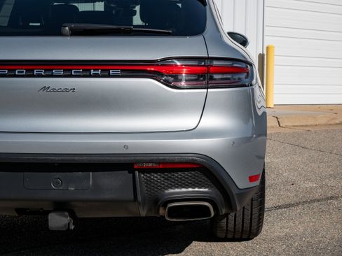 Used 2023 Porsche Macan image 16
