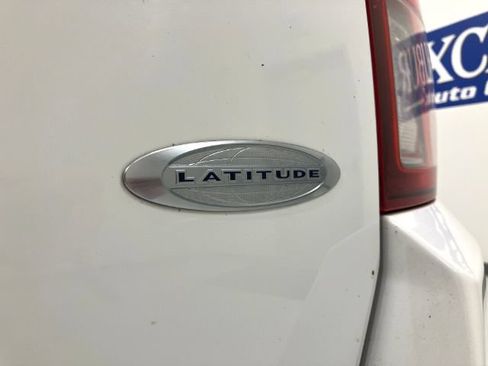 Used 2016 Jeep Compass Latitude AWD/4WD image 14