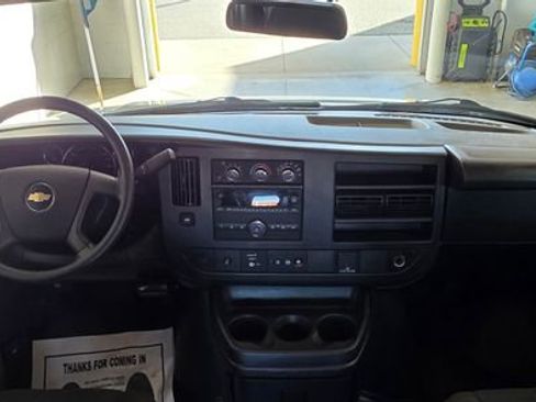 Used 2022 Chevrolet Express 2500 w/ Driver Convenience Package image 28