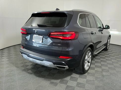 Used 2022 BMW X5 sDrive40i w/ Premium Package RWD image 4