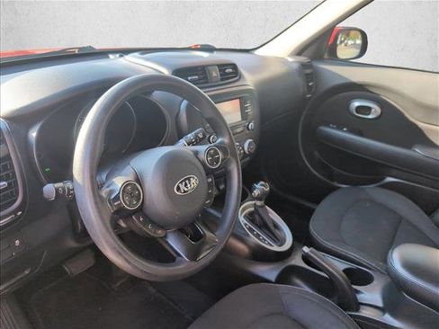 Used 2019 Kia Soul Base image 9