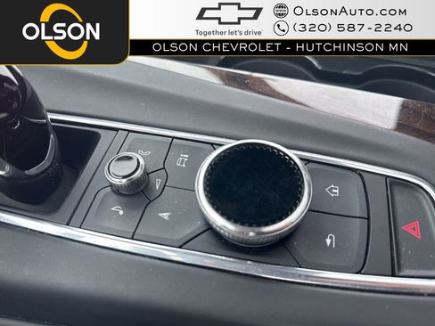 Used 2022 Cadillac Escalade ESV Premium Luxury Platinum image 28