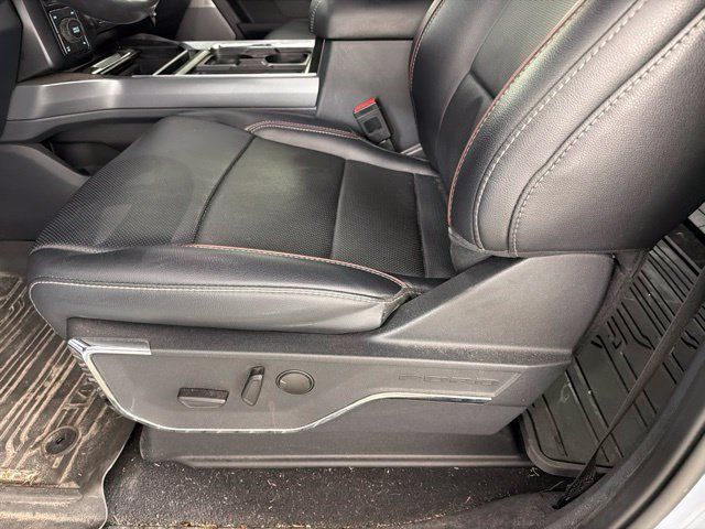 Used 2024 Ford F350 Lariat w/ Black Appearance Package AWD/4WD image 24