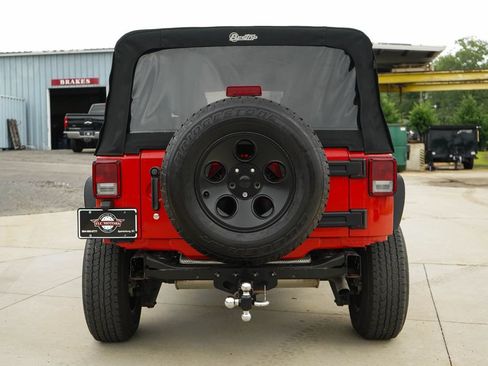 Used 2017 Jeep Wrangler Unlimited Sport w/ Quick Order Package 23S AWD/4WD image 17