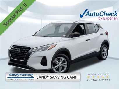 Used 2022 Nissan Kicks S