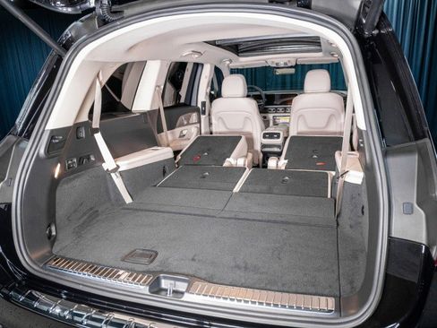 New 2026 Mercedes-Benz GLS 450 4MATIC image 8