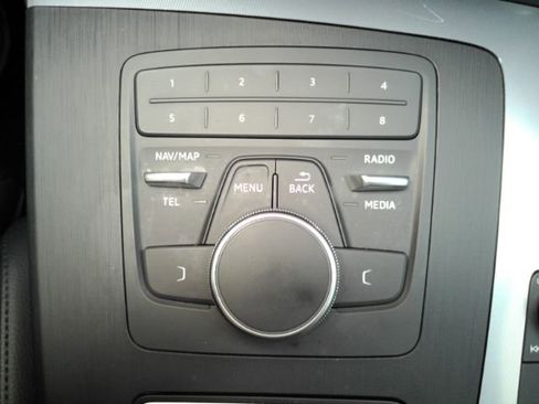 Used 2020 Audi Q5 2.0T Premium w/ Titanium Sport Package image 47