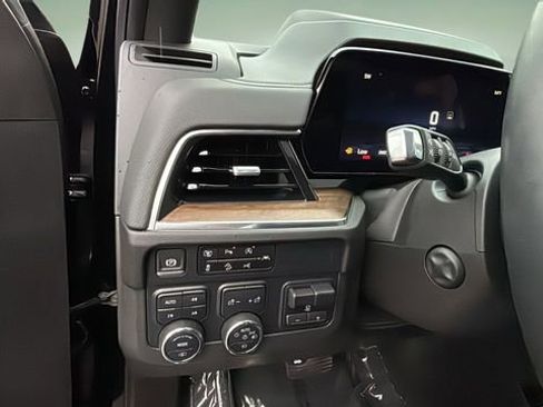 Certified 2025 Chevrolet Tahoe High Country image 22