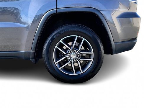 Certified 2018 Jeep Grand Cherokee Limited image 33