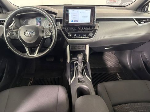 Used 2024 Toyota Corolla Cross AWD Hybrid image 22