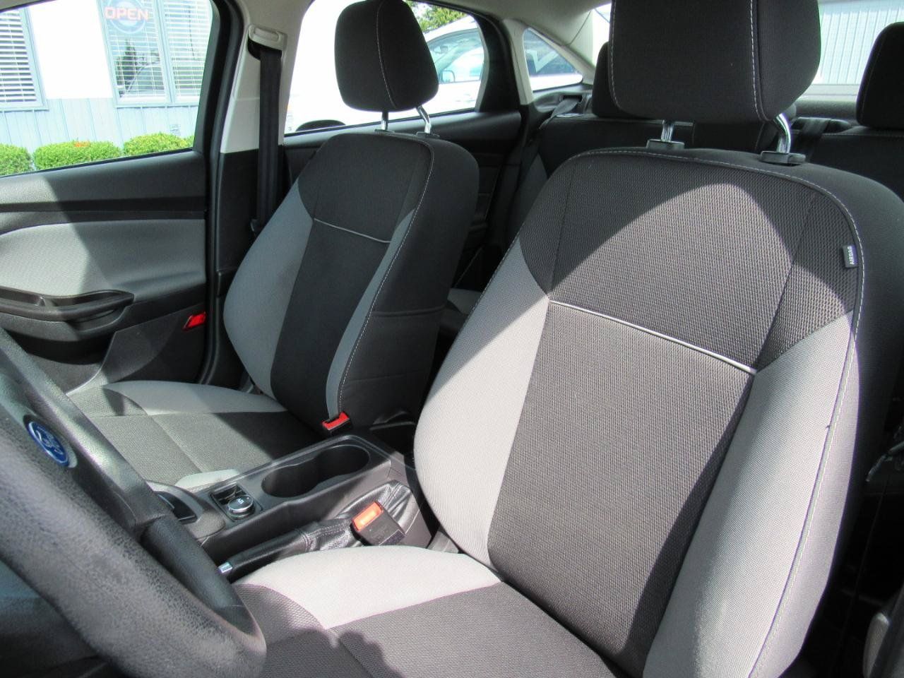 Used 2014 Ford Focus S FWD image 16