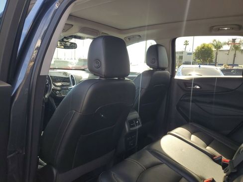 Used 2022 Chevrolet Equinox Premier image 14