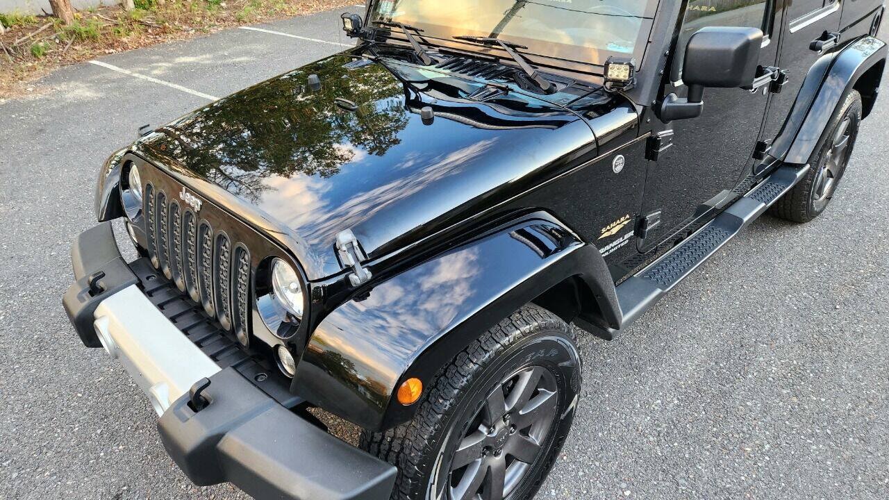 Used 2015 Jeep Wrangler Unlimited Sahara AWD/4WD image 24