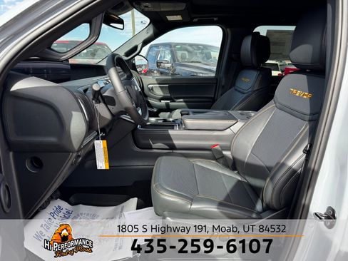 New 2026 Ford Expedition Tremor image 17