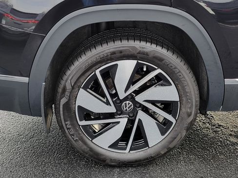 Used 2025 Volkswagen Atlas SEL image 52