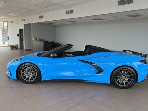 Used 2020 Chevrolet Corvette Stingray Preferred Conv w/ 2LT Preferred Equipment Group RWD image 22