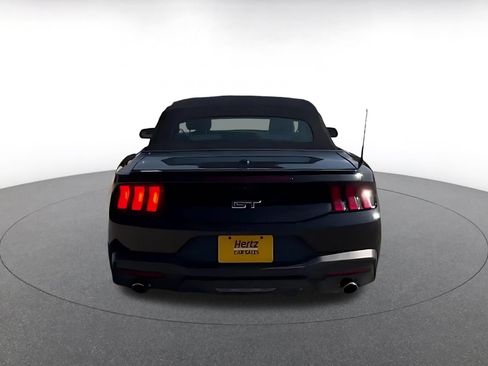 Used 2025 Ford Mustang GT Premium RWD image 11