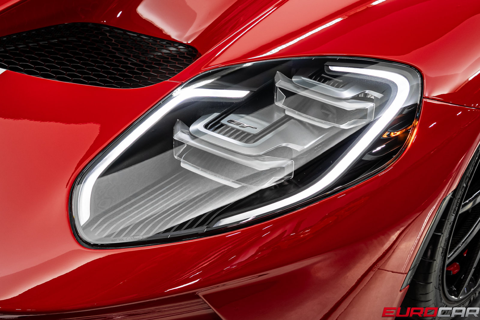 Used 2022 Ford GT Heritage Edition RWD image 15