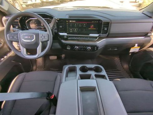 Certified 2024 GMC Sierra 1500 SLE image 12