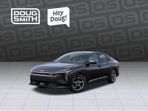 New 2026 Kia K4 LXS image 1