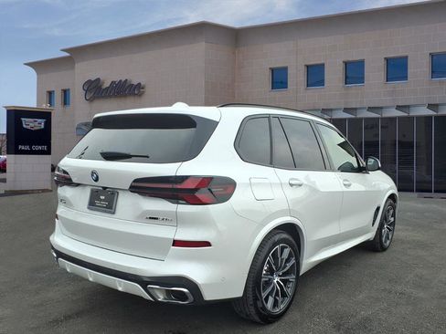 Used 2026 BMW X5 xDrive50e w/ M Sport Package image 5