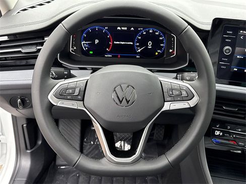 New 2026 Volkswagen Jetta SEL image 11