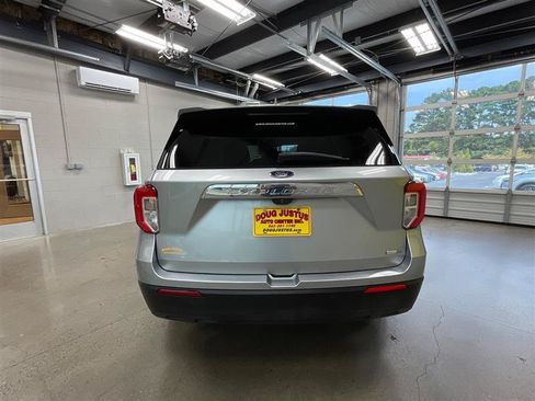Used 2020 Ford Explorer 4WD image 4