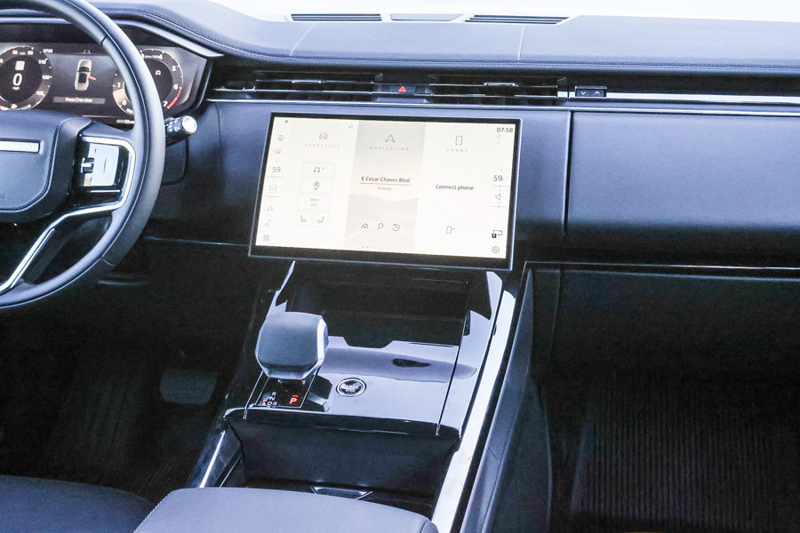 New 2026 Land Rover Range Rover Sport SE AWD/4WD image 18