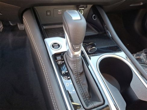 New 2025 Nissan Altima 2.5 SL image 9