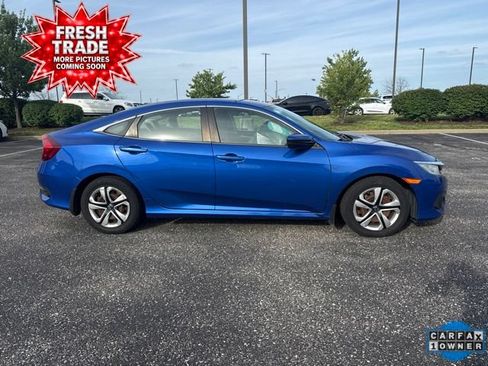 Used 2018 Honda Civic LX image 4