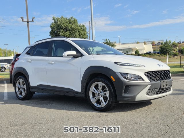 Used 2023 Hyundai Kona SEL AWD/4WD image 4