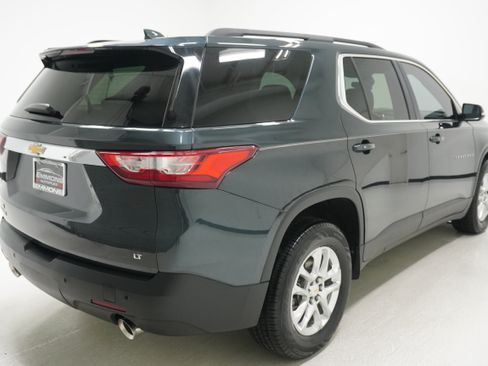 Used 2020 Chevrolet Traverse LT FWD image 4
