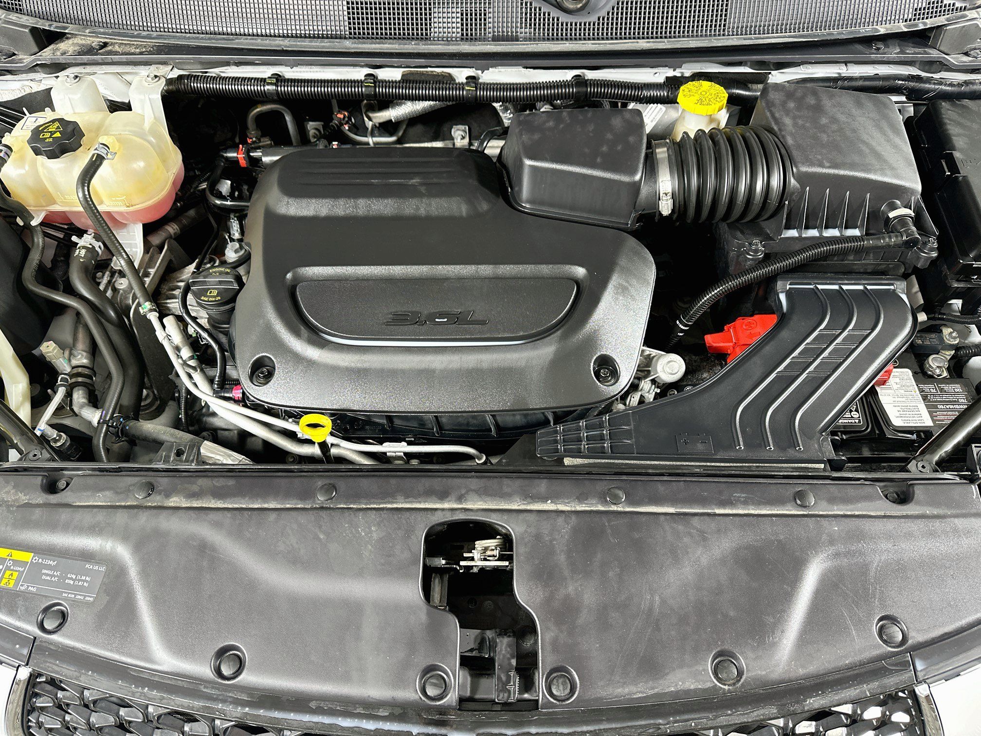 Used 2023 Chrysler Pacifica Touring-L FWD image 29